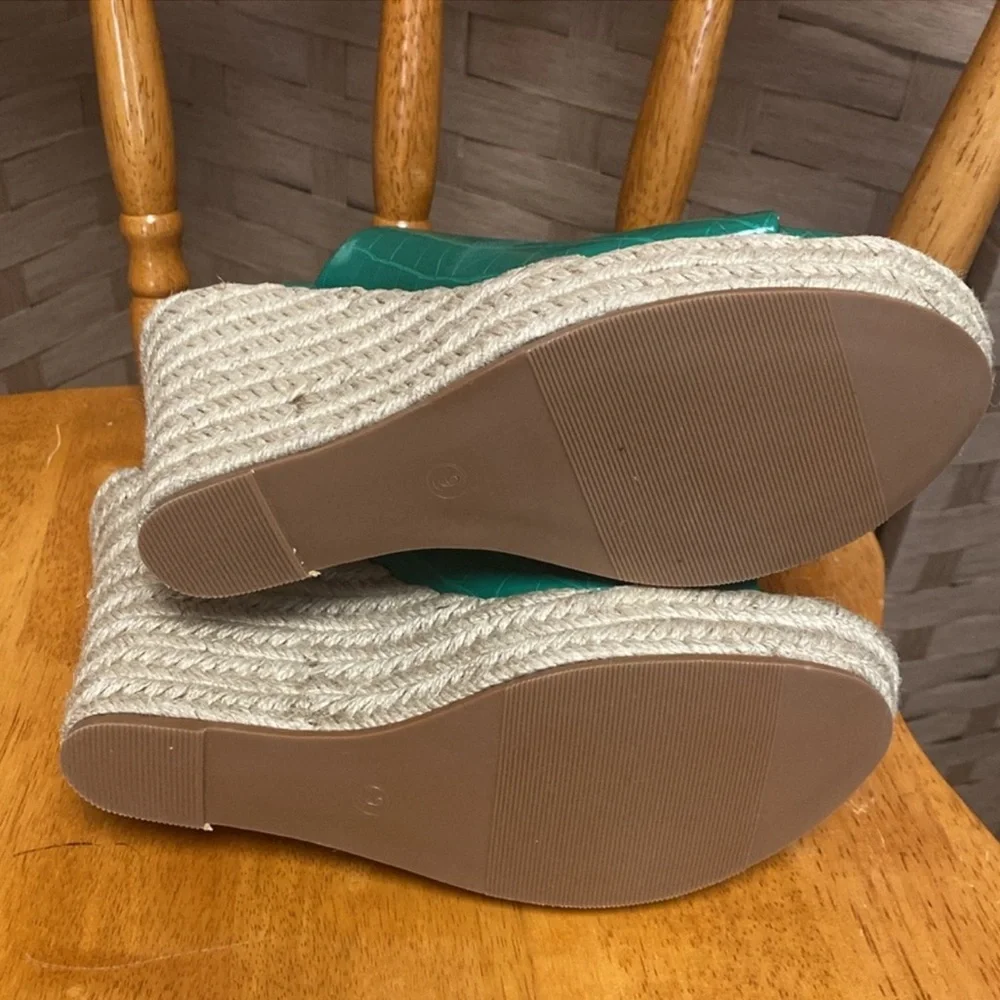 - ALLEGRA K kerri green 4” platform Espadrilles slides